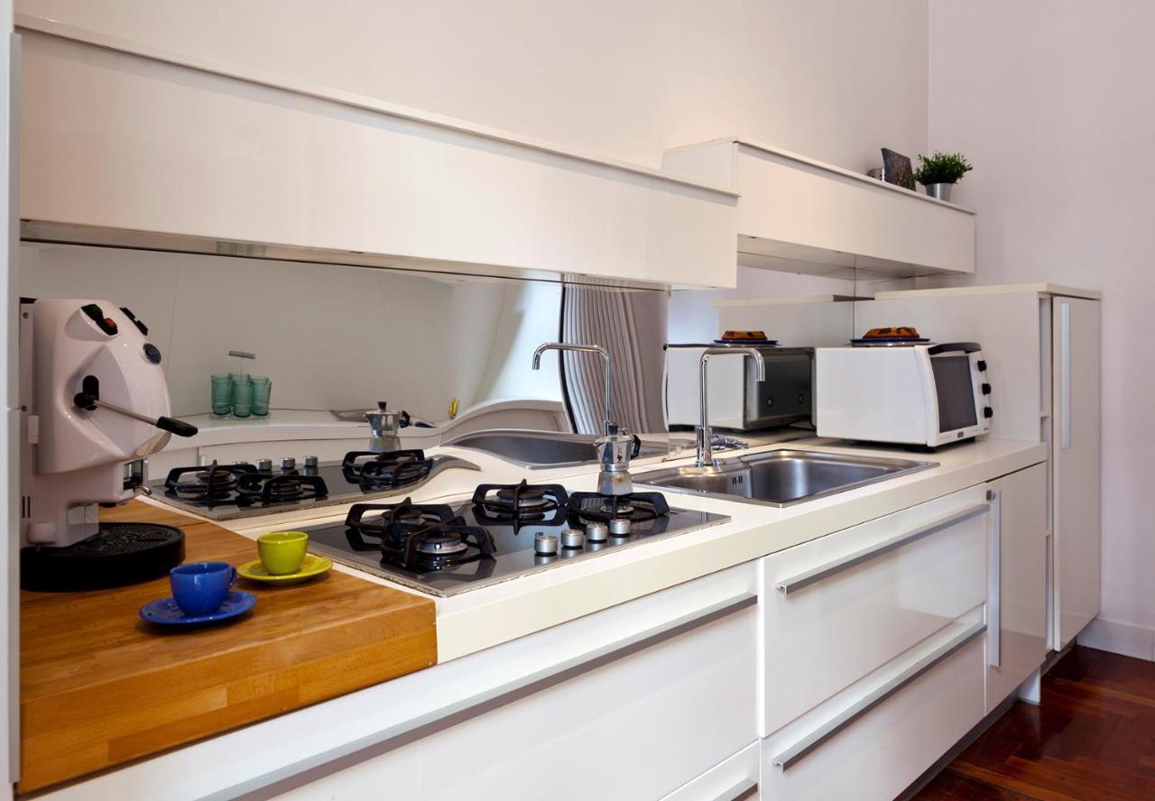 Elegant Apartment At Chiaia By Wonderful Italy Naples Extérieur photo